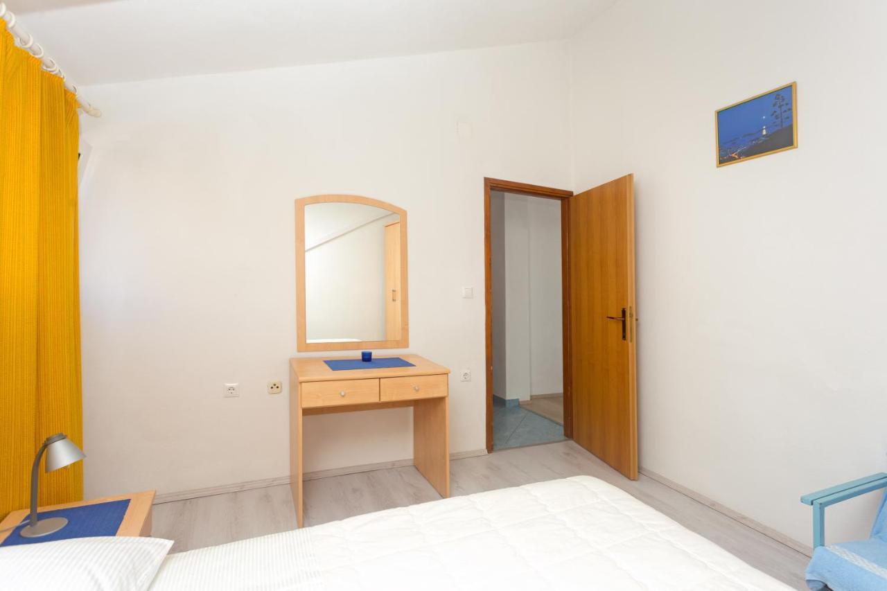 Apartments Julija Хвар Экстерьер фото