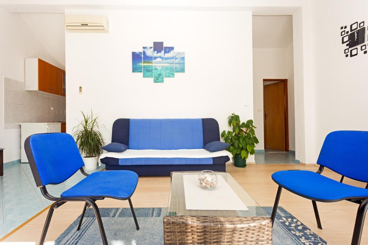 Apartments Julija Хвар Экстерьер фото